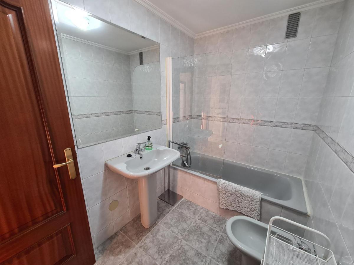106A Atico Con Garaje Y Chimenea Cerca De La Playa Διαμέρισμα Χιχόν Εξωτερικό φωτογραφία