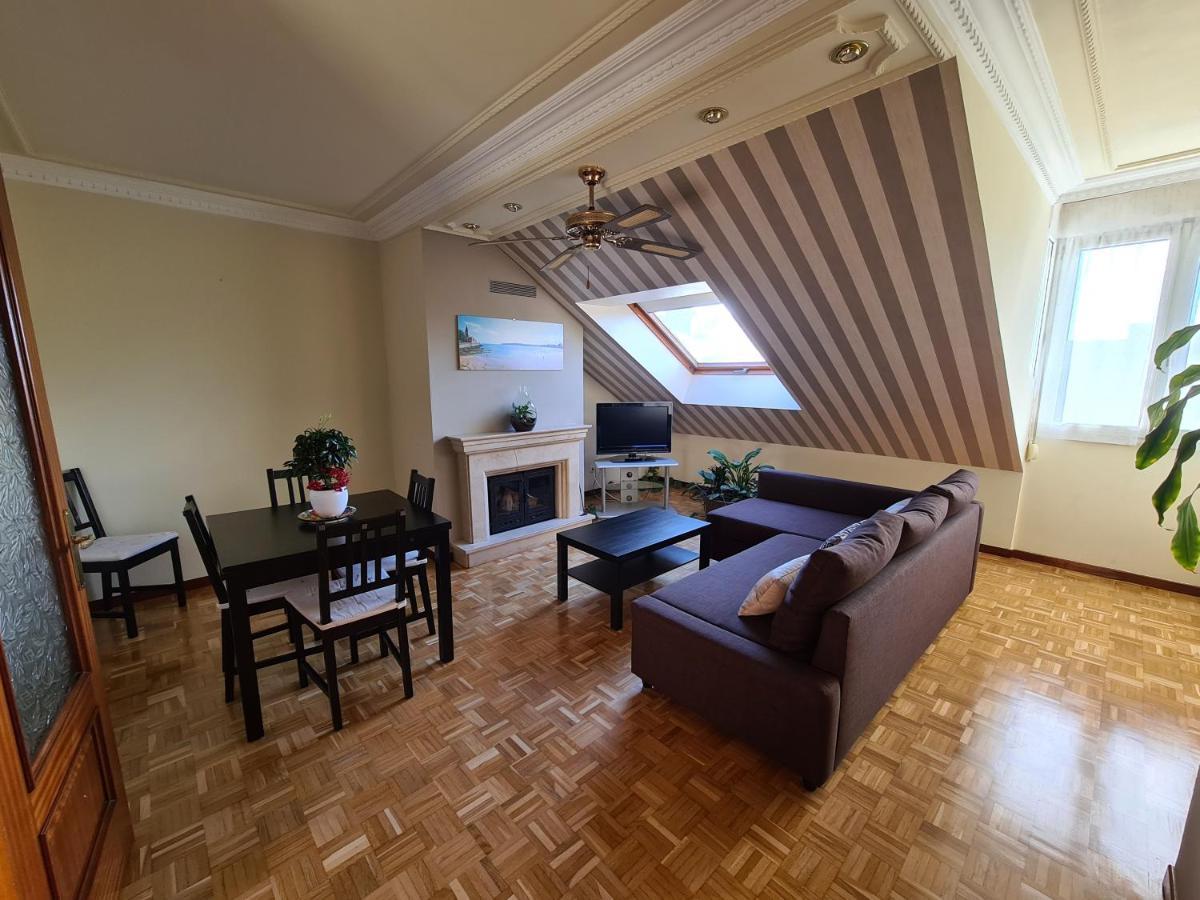 106A Atico Con Garaje Y Chimenea Cerca De La Playa Διαμέρισμα Χιχόν Εξωτερικό φωτογραφία